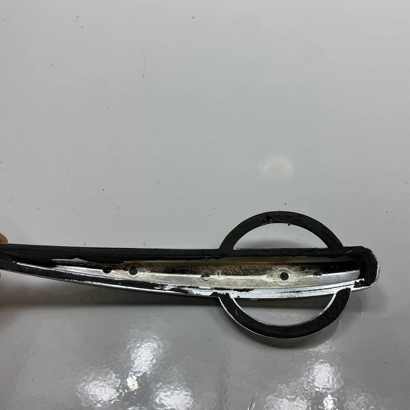 Logo de réservoir gauche OEM 14100892