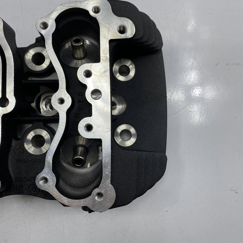 Sprednja glava motorja OEM 16500093