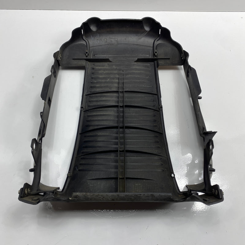 Cache de radiateur droit