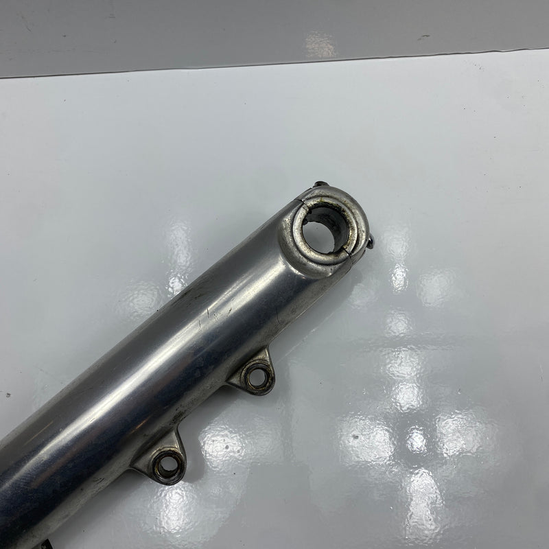 Kompletny chromowany prawy widelec OEM 46784-05A