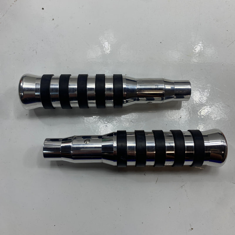 Repose-pieds passager Réf. 50-1010000-1