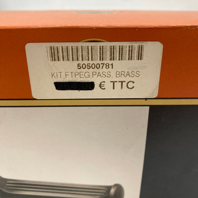 Poggiapiedi passeggero in ottone OEM 50500781