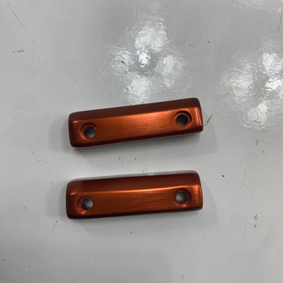 Guarnições de apoio para os pés Dominion OEM 50500939