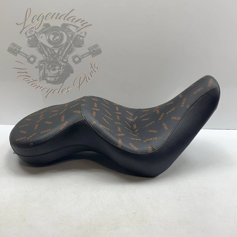 Sundowner Dual Seat OEM 51468-06DEMO