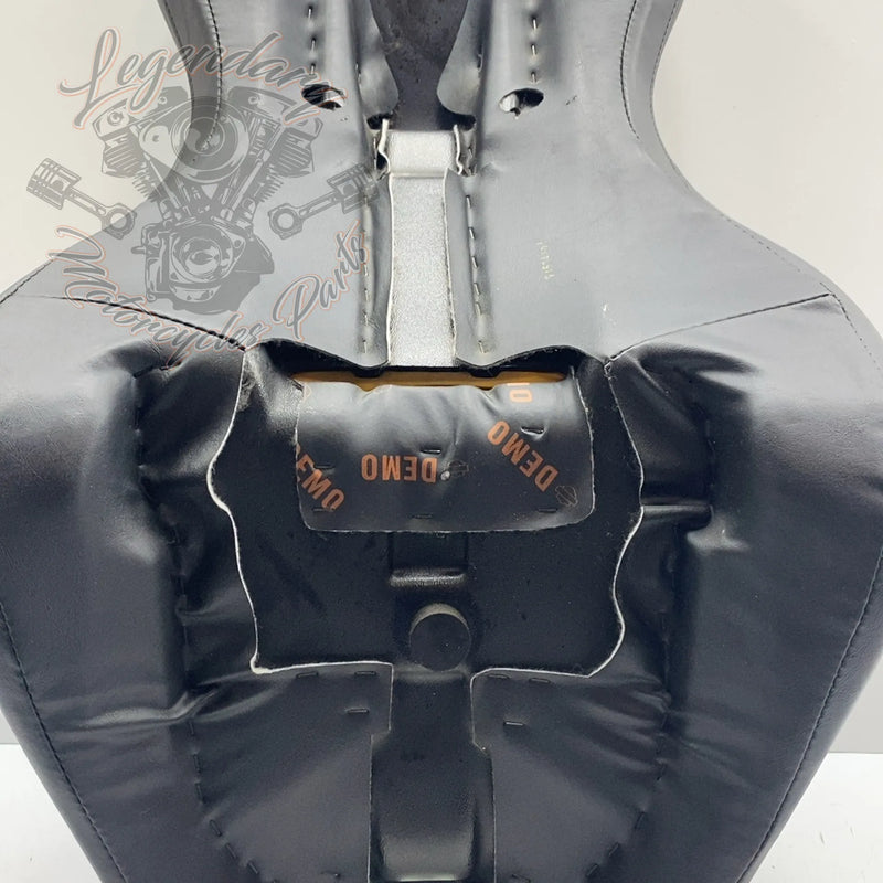 Sundowner Dual Seat OEM 51468-06DEMO