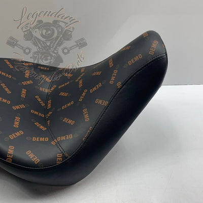 Sundowner Dual Seat OEM 51468-06DEMO