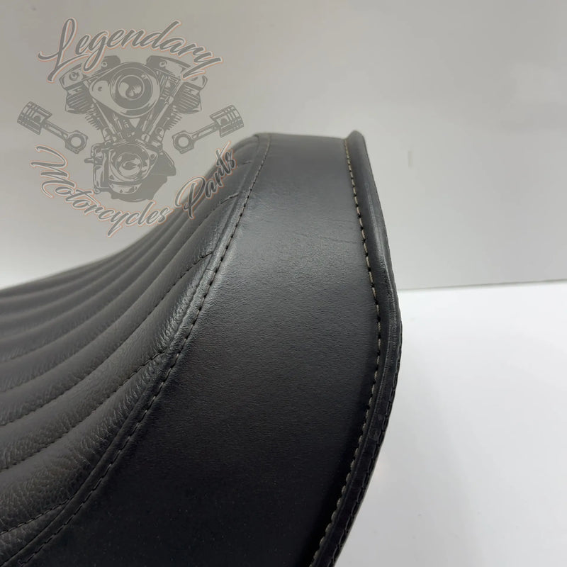 Tuck & Roll Solo Seat OEM 52000031A