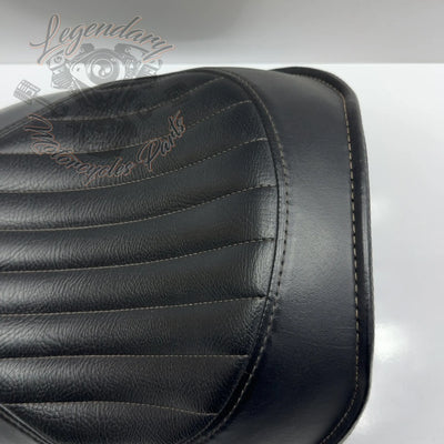 Tuck & Roll Solo Seat OEM 52000031A