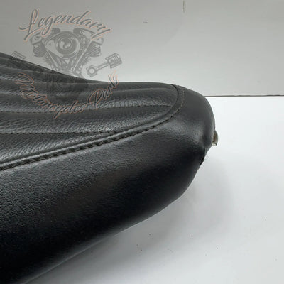 Tuck & Roll Solo Seat OEM 52000031A