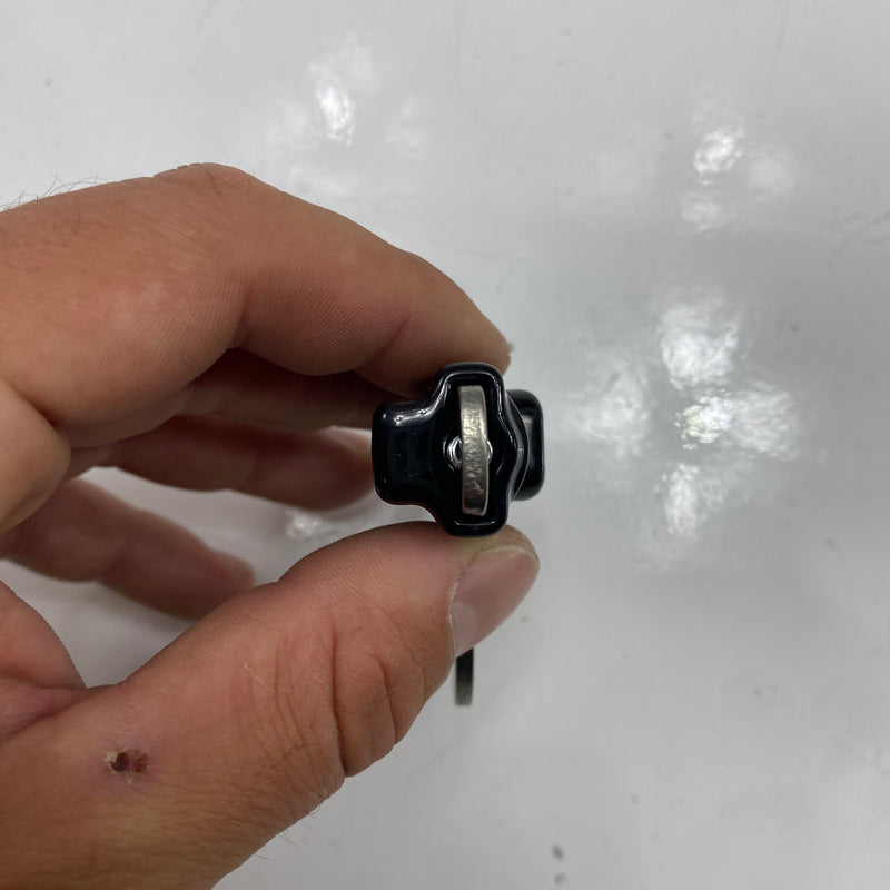 Leva di blocco del sistema di ancoraggio sinistro OEM 52300496
