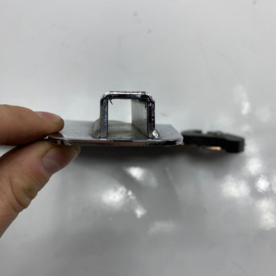 Linker zijplaat van afneembare sissybar OEM 52870-06