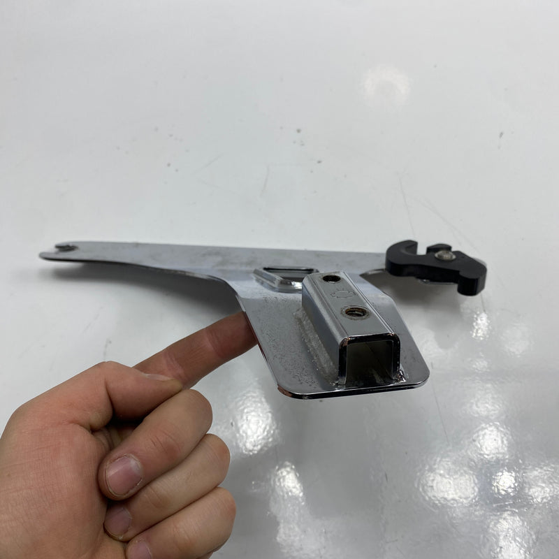 Linker zijplaat van afneembare sissybar OEM 52870-06