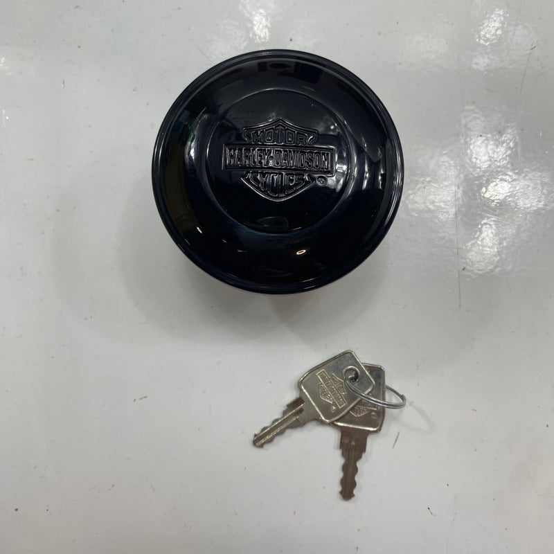 Tapón de depósito Bar & Shield con cierre con llave OEM 61100117