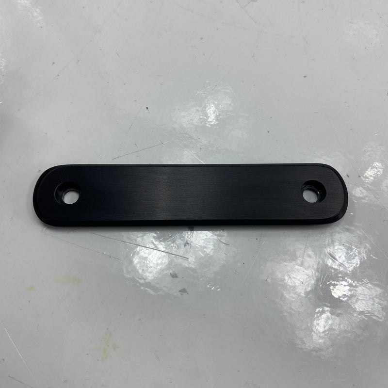 Inserção da tampa do cárter Dominion OEM 61400598