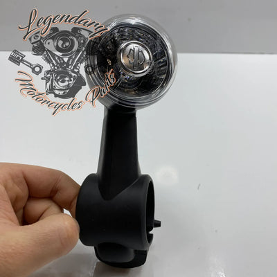 Lewy przedni kierunkowskaz OEM 67801201