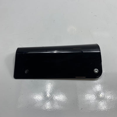 Rechte hintere Scheinwerfergehäuseabdeckung OEM 67988-10BHP