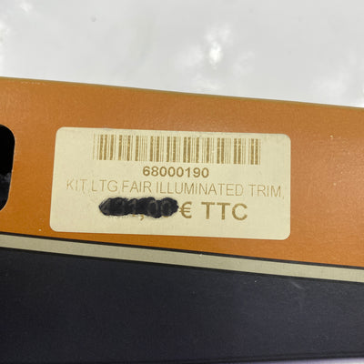 Outer Fairing Illuminated Trim OEM 68000190