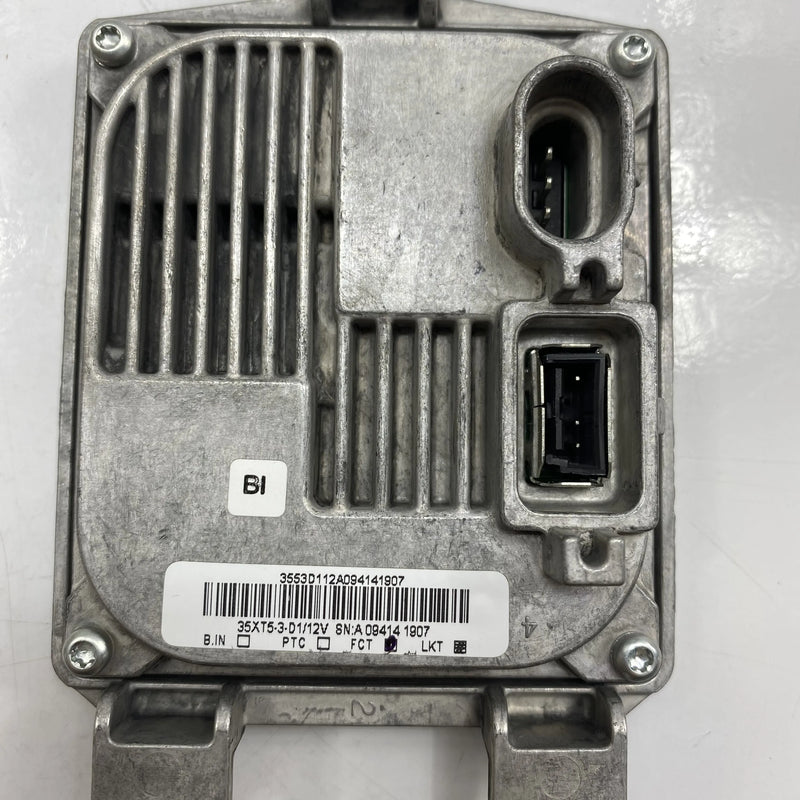 Kit faro HID (scarica ad alta intensità) OEM 68094-06C