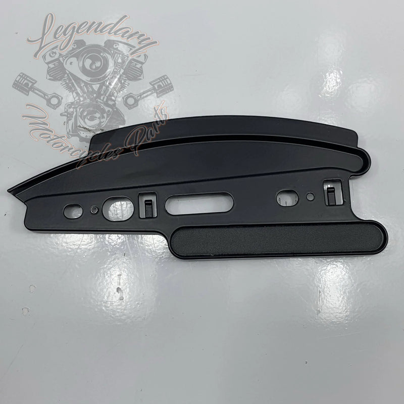 Plaque latérale droite sur sabre OEM 68704-07