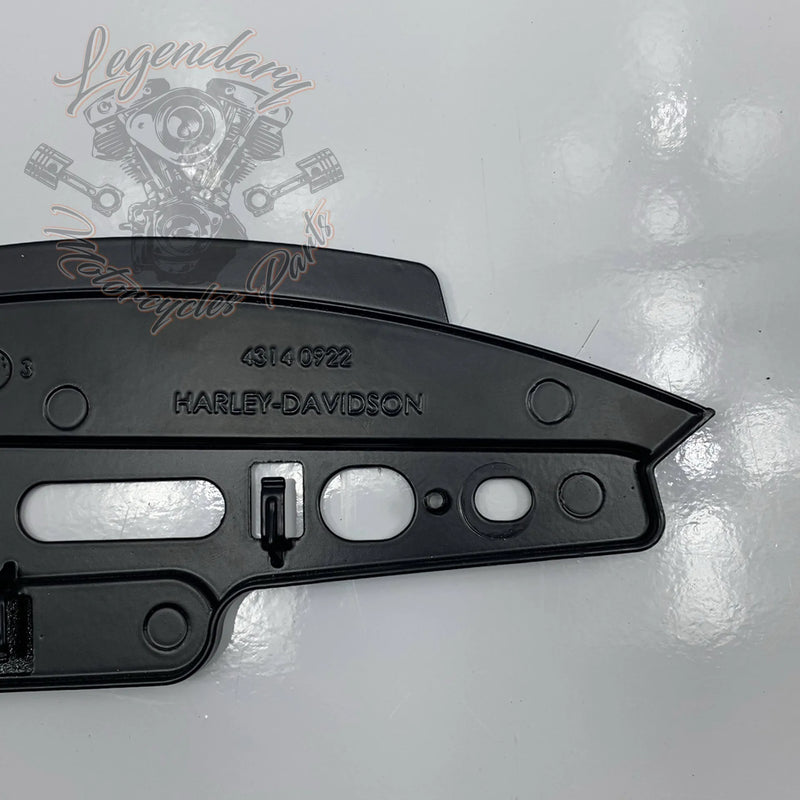 Plaque latérale droite sur sabre OEM 68704-07