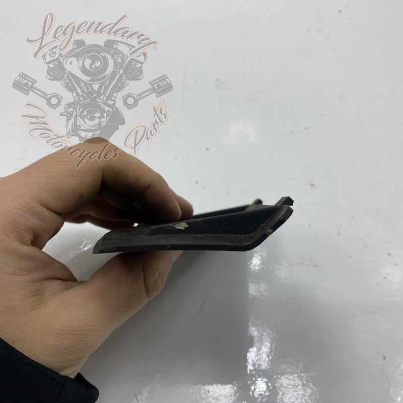 Osłona wspornika tablicy rejestracyjnej OEM 69585-09