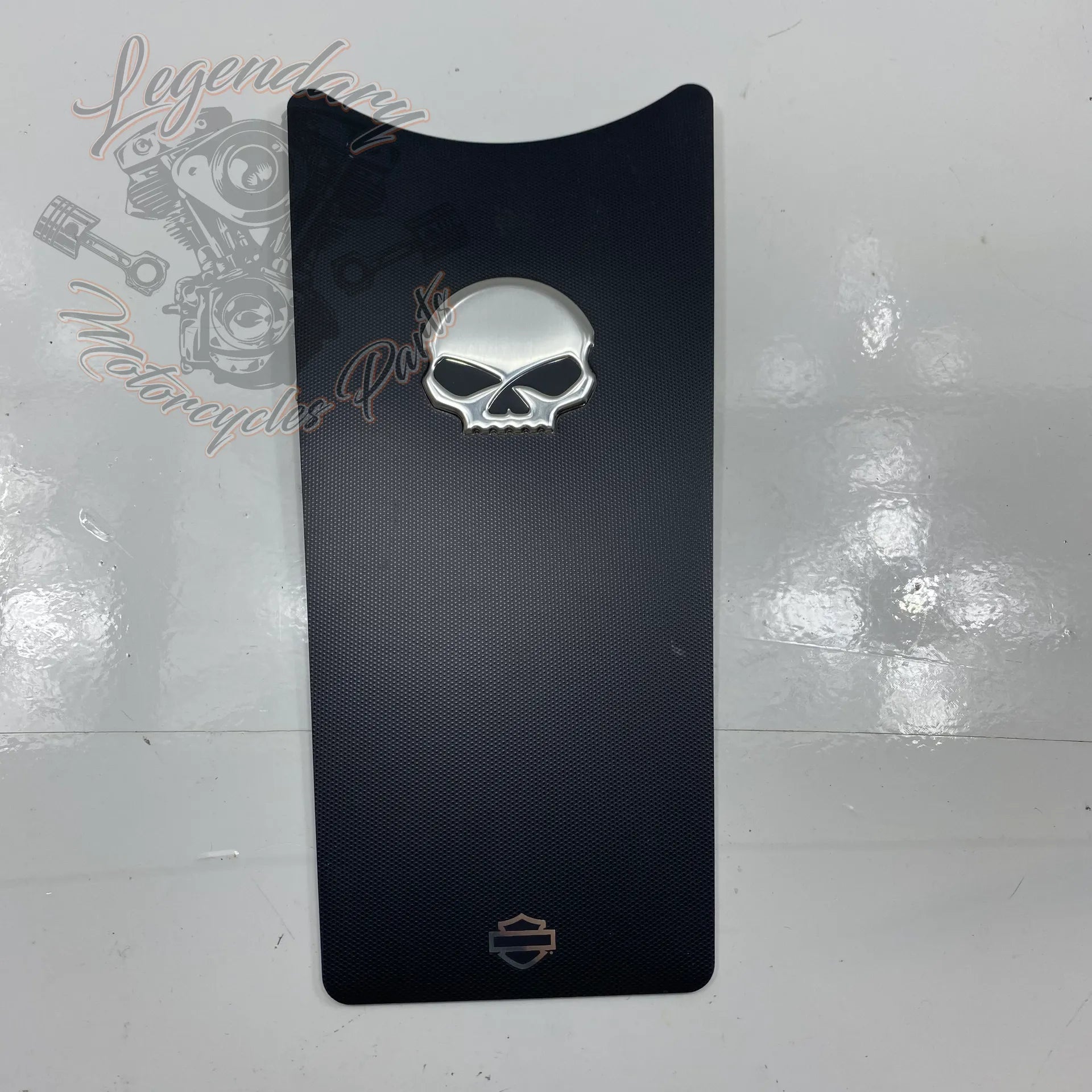 Skull Tank Console Insert OEM 71370-05 – Legendary Parts