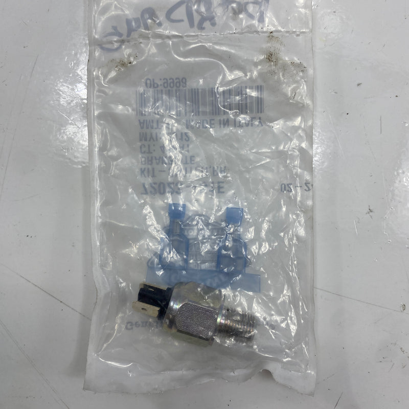 Interruptor de luz de freno OEM 72023-51E