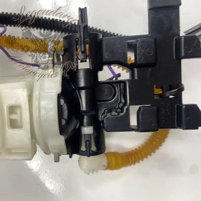 Pompe à essence OEM 75218-04B