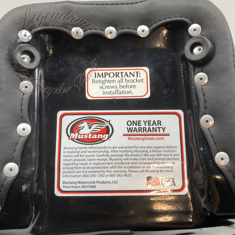 Runaround Solo Seat OEM 76885