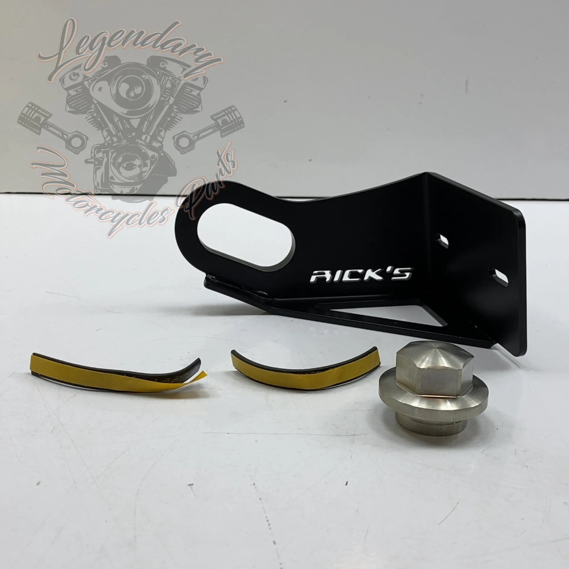 Boczny uchwyt tablicy rejestracyjnej Ref 901730 – Legendary Parts