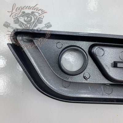 Plaque de fermeture de sacoche droite OEM 90200449 ( 90200983DZP )