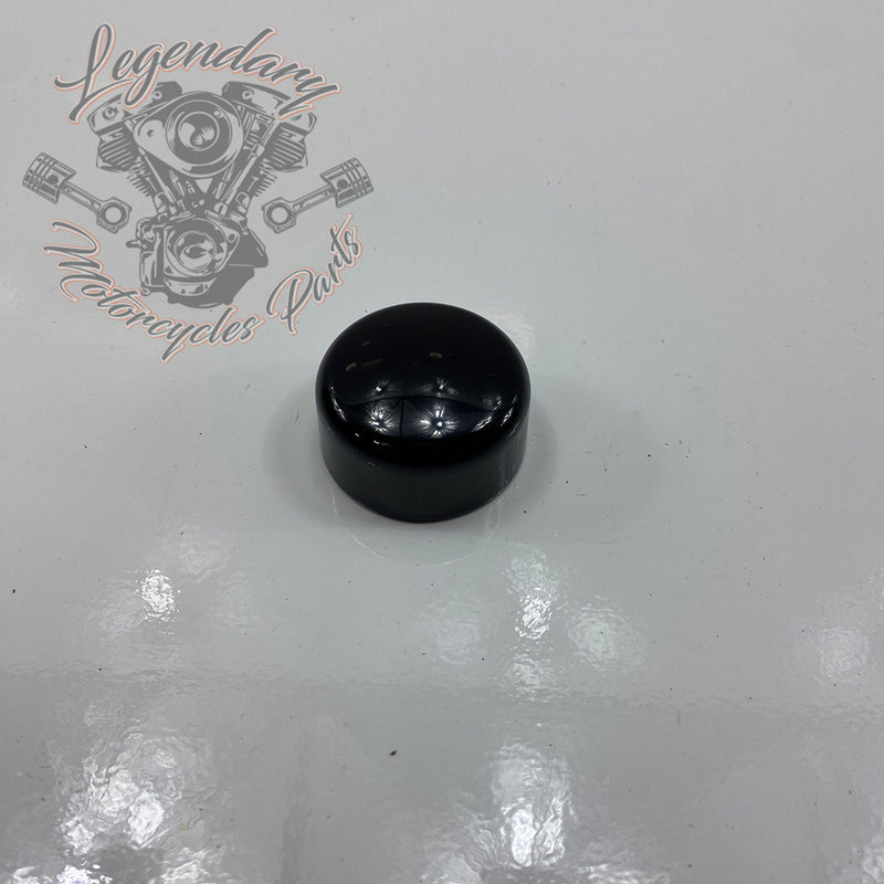 Wheel axle cache