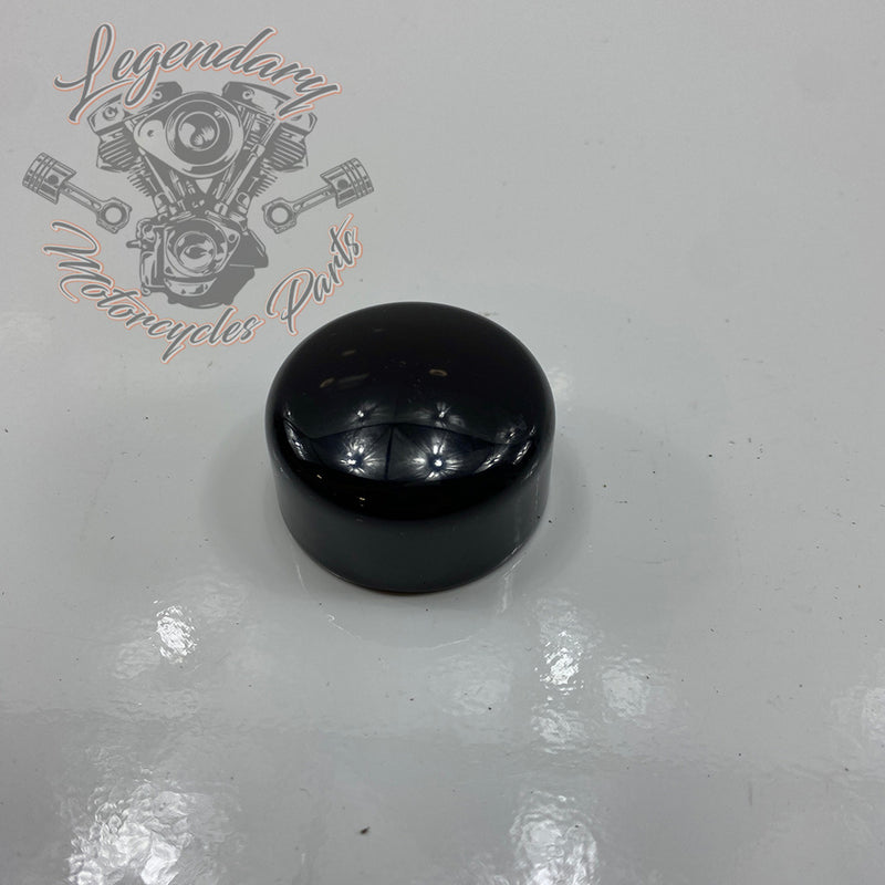 Wheel axle cache