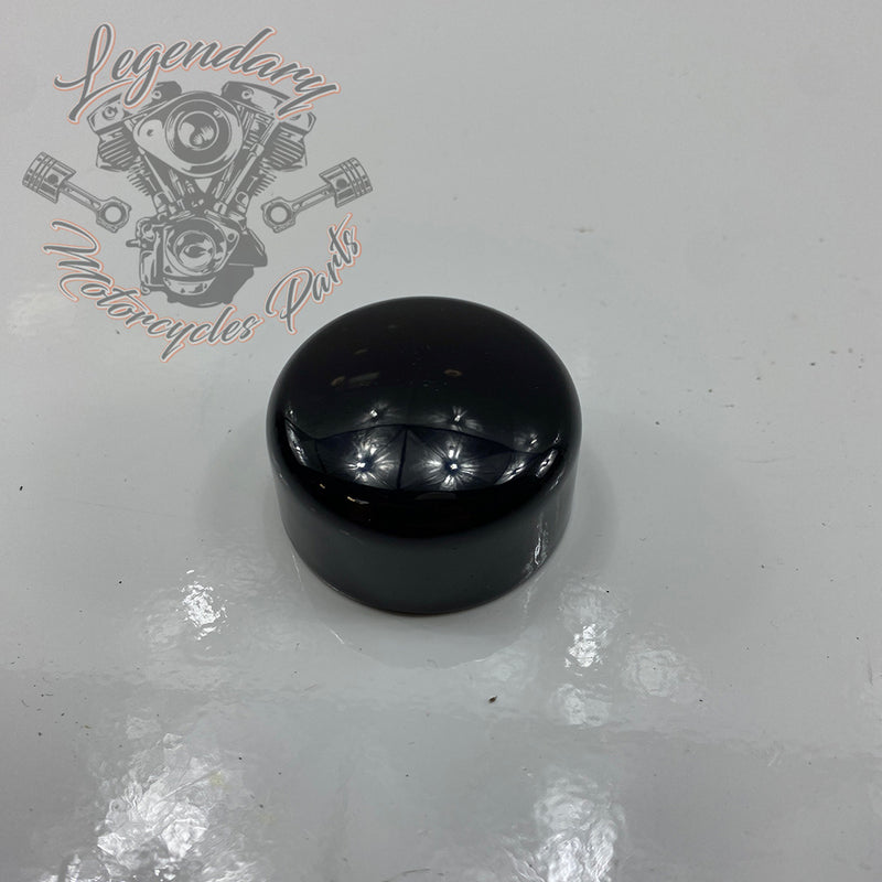 Wheel axle cache