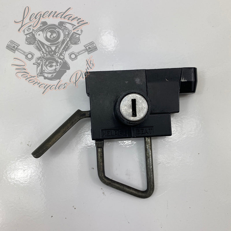 Key switch and saddle lock