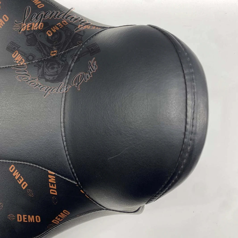 Heated Hammock Two-Up Seat OEM 52000177DEMO