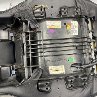 Heated Hammock Two-Up Seat OEM 52000177DEMO