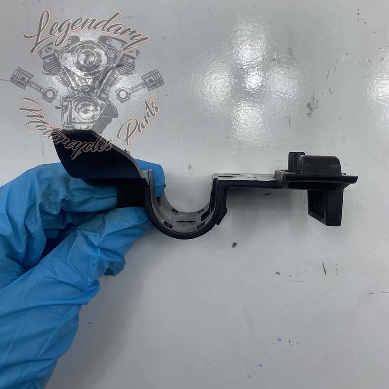 Right Headlight Bracket OEM 69200215
