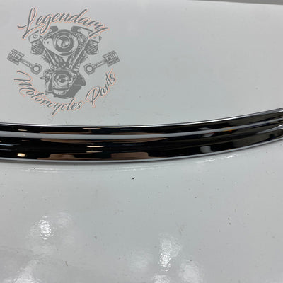 Windshield Garnish