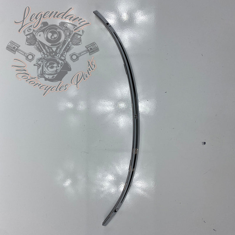 Windshield Garnish