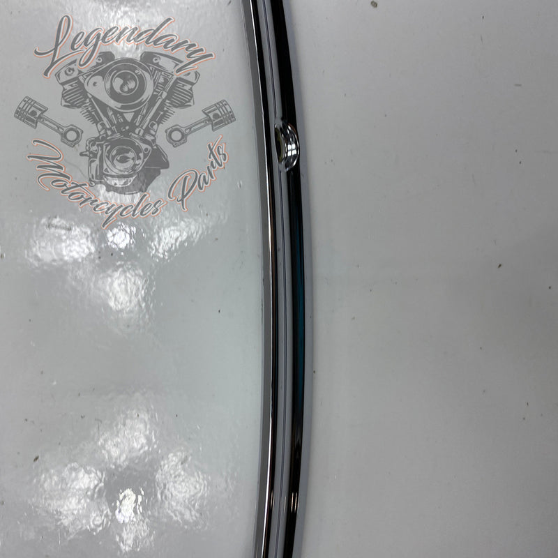 Windshield Garnish