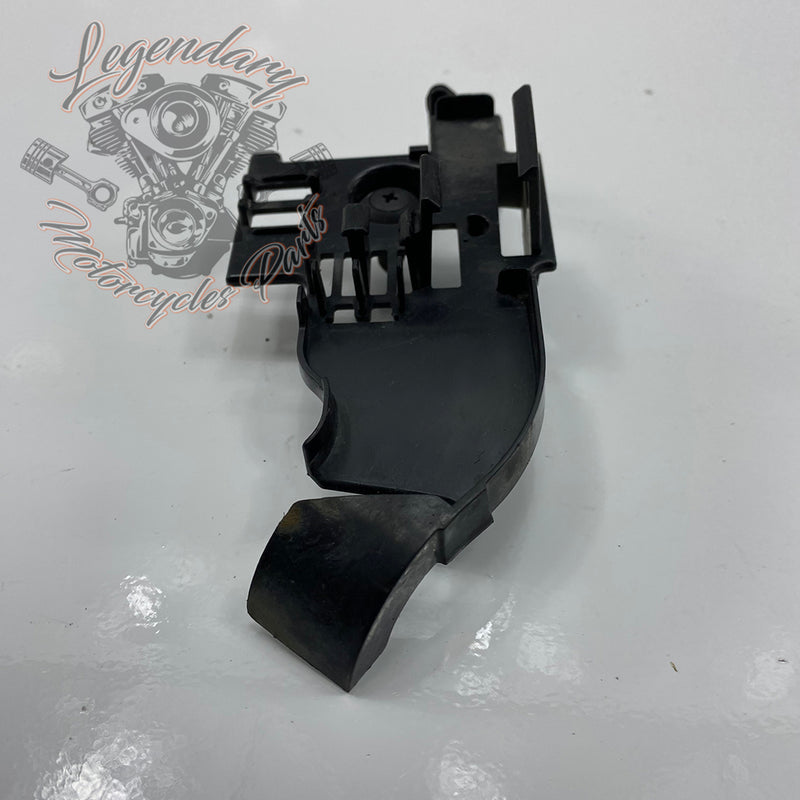 Rear light housing mounting bracket OEM 69201675