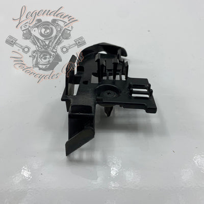 Rear light housing mounting bracket OEM 69201675