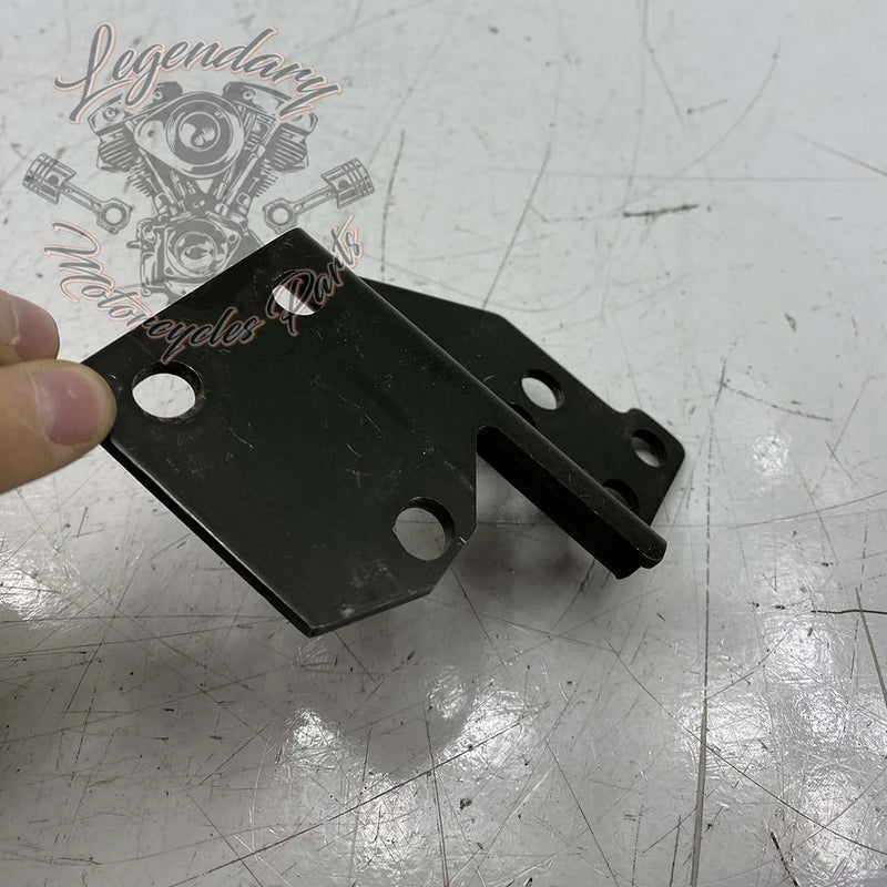 Mounting bracket for detachable sissy bar OEM 53758-96C
