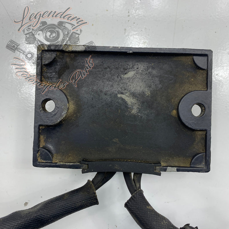 Régulateur de tension OEM 74711-08