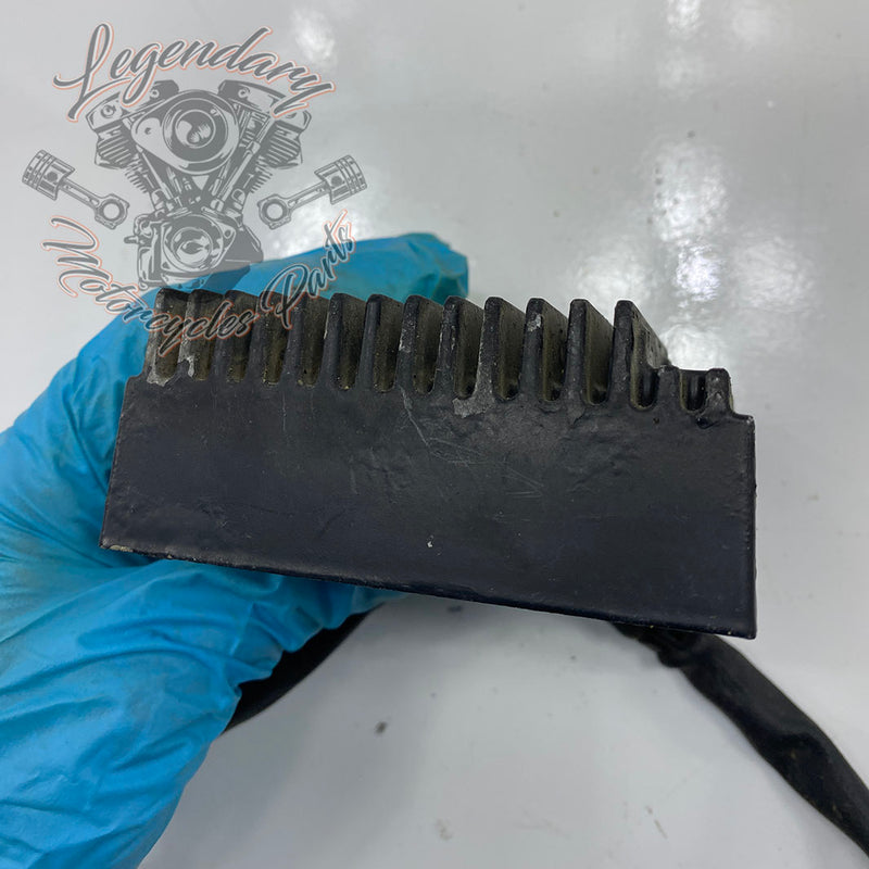 Régulateur de tension OEM 74711-08