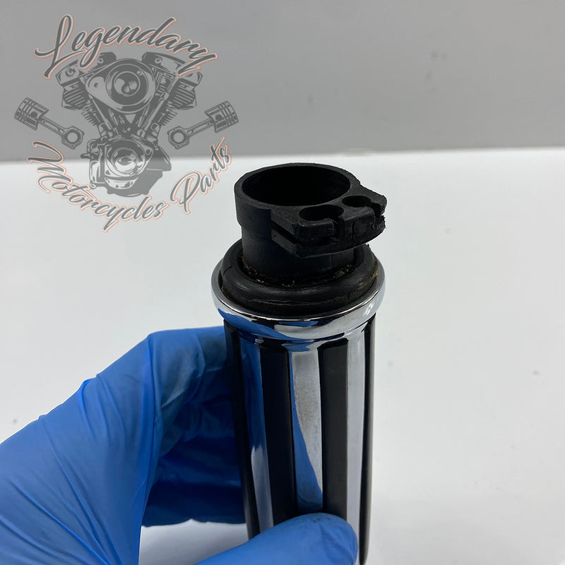 Throttle grip and sleeve