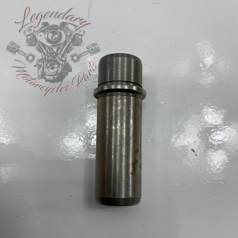 Intake and Exhaust Valve Guide OEM 18109-81