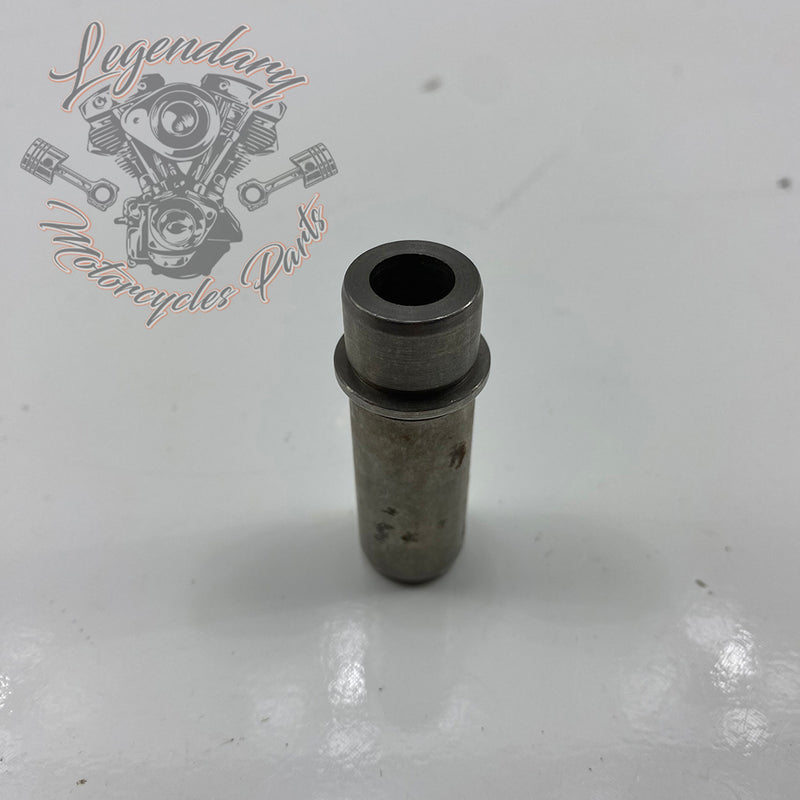Intake and Exhaust Valve Guide OEM 18109-81