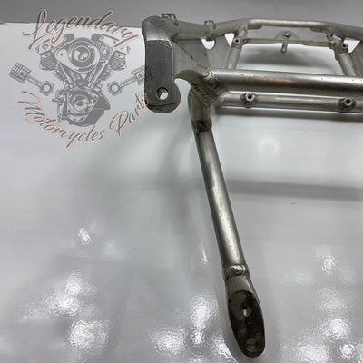 Soporte de guardabarros trasero OEM 47200496